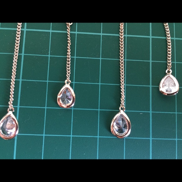 Earrings - Picture 3 of 4